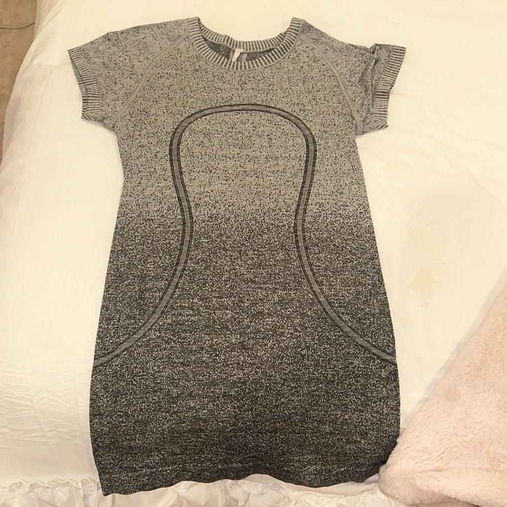 SOLD Lululemon Swiftly Tech Shirt